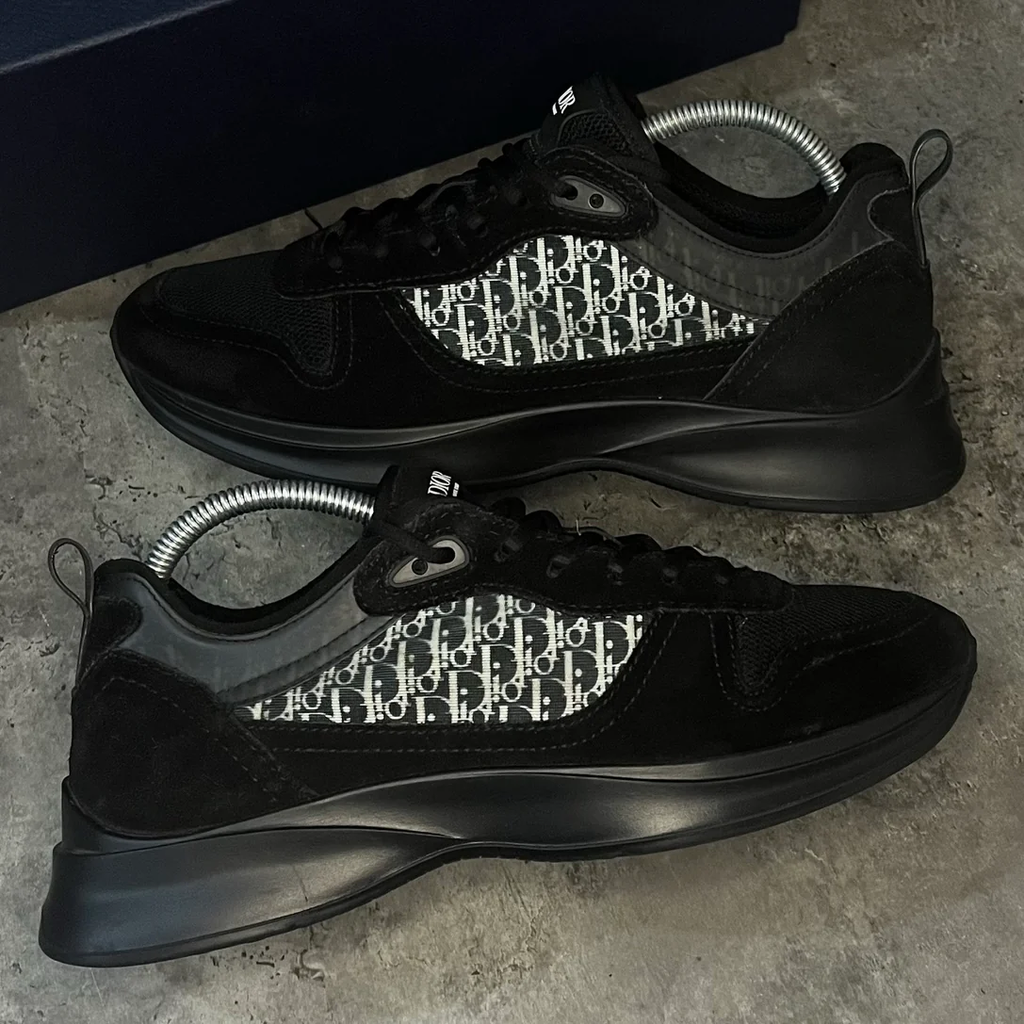 DIOR B25